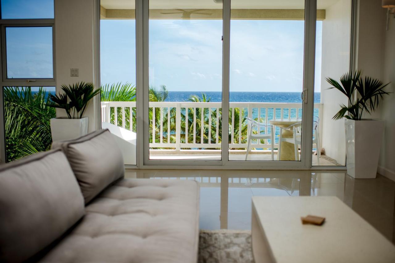 Whispering Seas Oceanfront Suite Ocho Rios Eksteriør billede