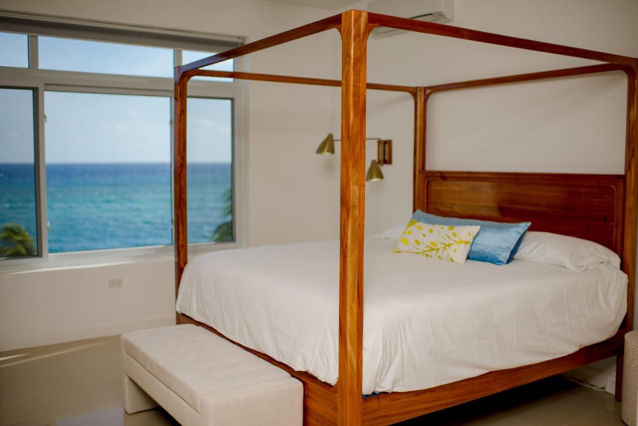 Whispering Seas Oceanfront Suite Ocho Rios Eksteriør billede